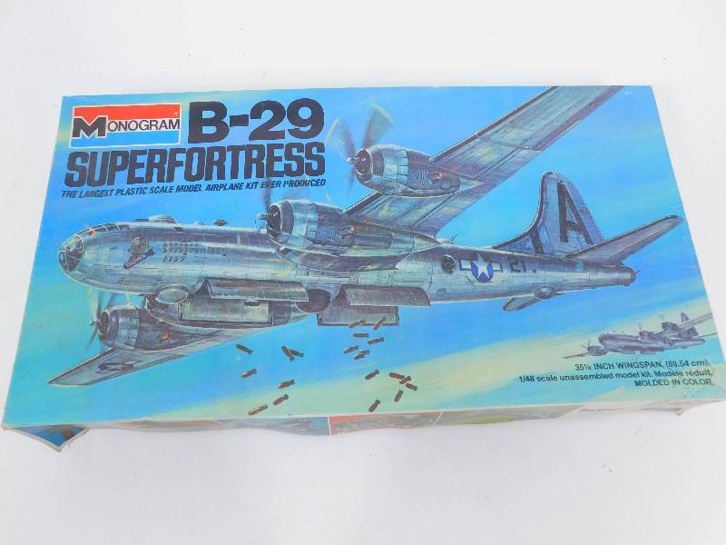 lot 67 image: Vintage Model