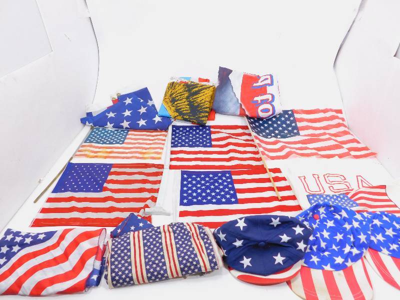 lot 81 image: 4th of July Flags and Hats