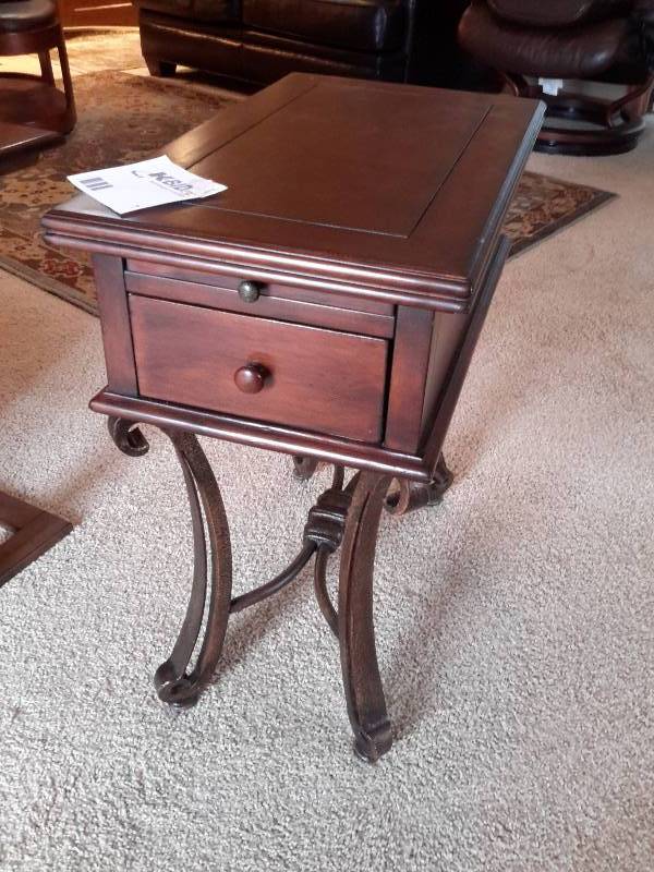 lot 7 image: Beautiful Walnut Side table with Drawer and Slide out work surface