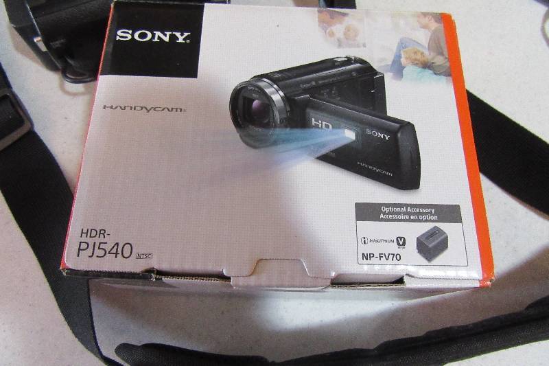 lot 243 image: Sony Handycam, HD.. Workswell.. Case included