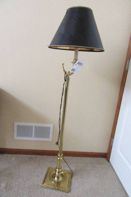 lot 49 image: Brass Base, Floor lamp.  Offset stand.  53in tall.