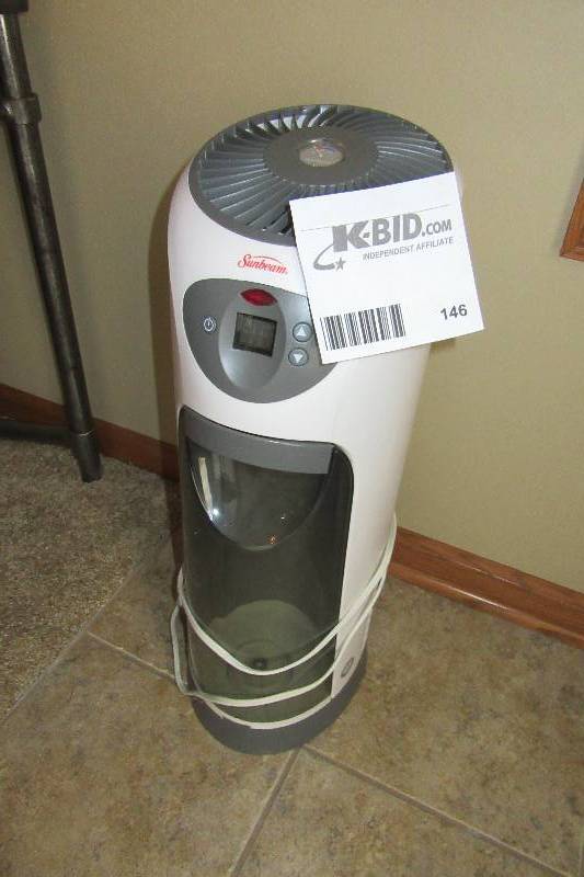 lot 146 image: Sunbeam, Humidifier