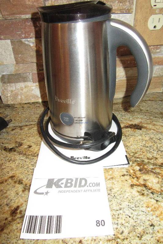 lot 80 image: Breville, The Hot Chocolate and Froth pot