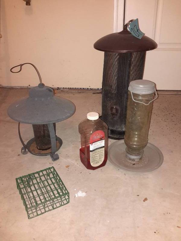 lot 217 image: 4 bird feeders as shown 12 Bottle of Hummingbird food