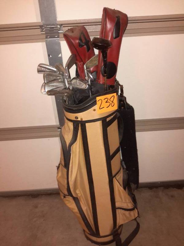 lot 238 image: Nice starter set of golf clubs as shown.  Misc. Brands
