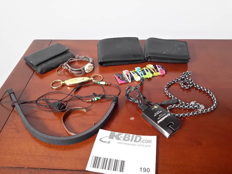 lot 190 image: 3 leather wallets, misc. mens accessory items