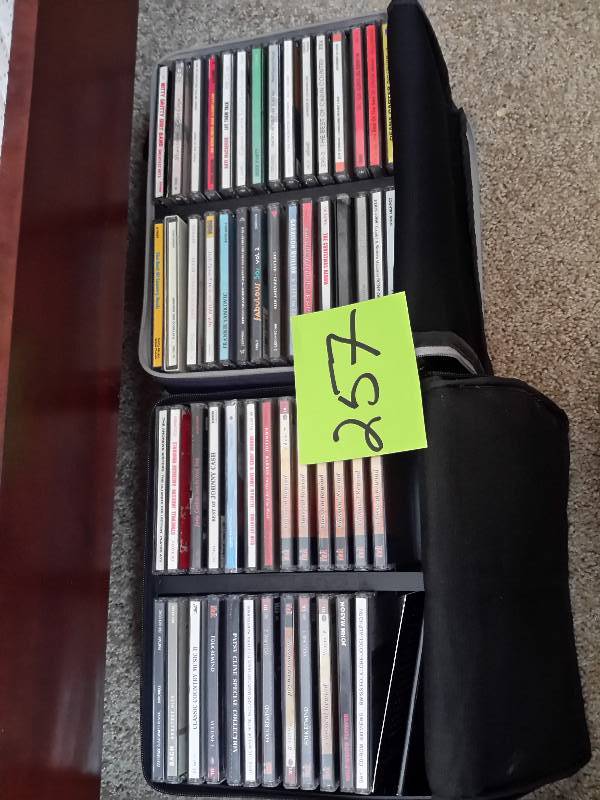 lot 257 image: Lot of CDs as pictured