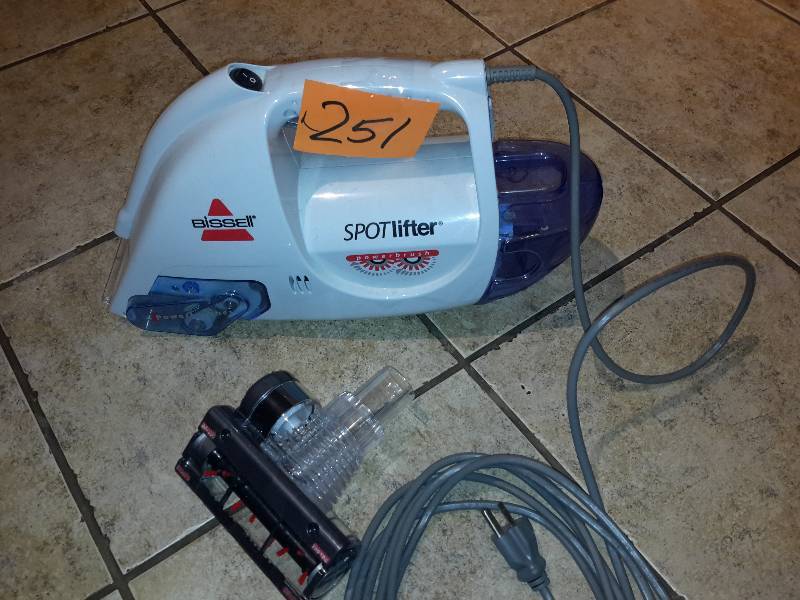 lot 251 image: Bissell, Spot Lifter hand vacuum