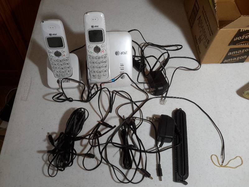 lot 154 image: AT and T 2 phone Cordless phone system..