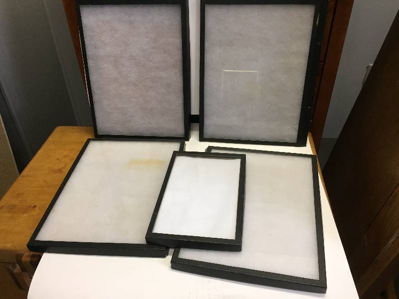 lot 44 image: Display Cases - Glass Tops