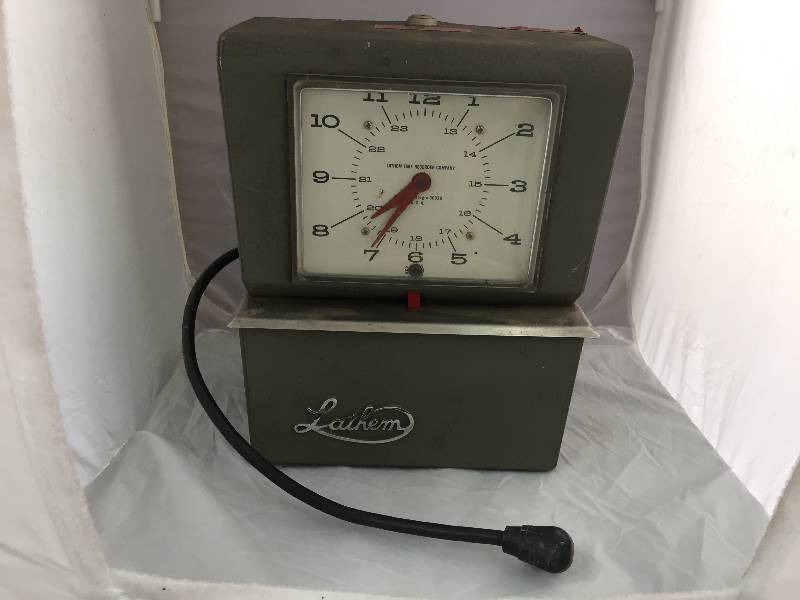 lot 17 image: Lathem Time Clock