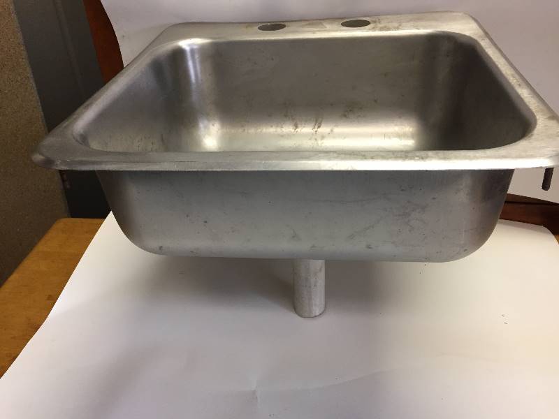 lot 91 image: Stainless Steel Bar Sink