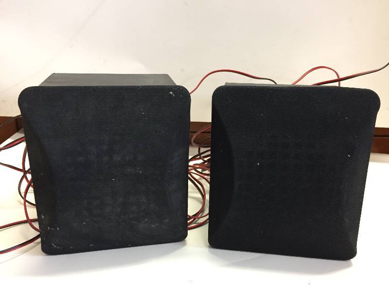 lot 92 image: KOSS Speakers
