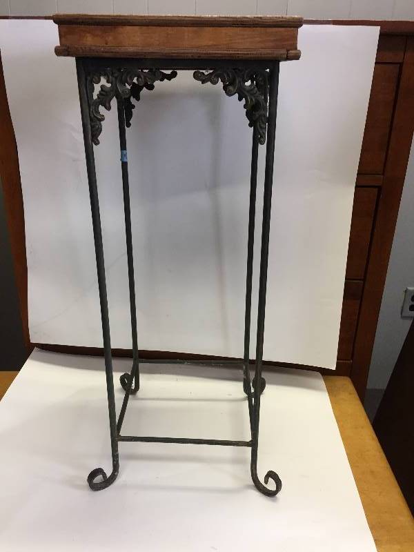 lot 84 image: Wood Top  Plant Stand