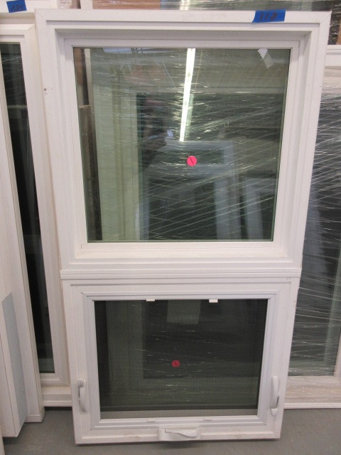 lot 118 image: NEW PICTURE WINDOW  AWNING