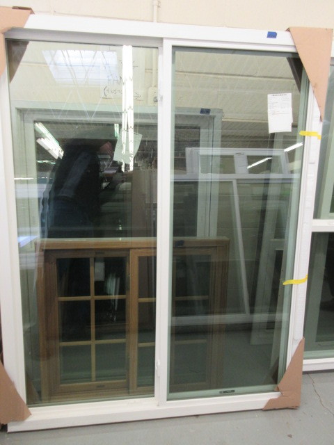 lot 114 image: NEW SINGLE SLIDER WINDOW