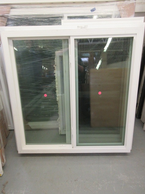 lot 126 image: NEW SINGLE SLIDER WINDOW