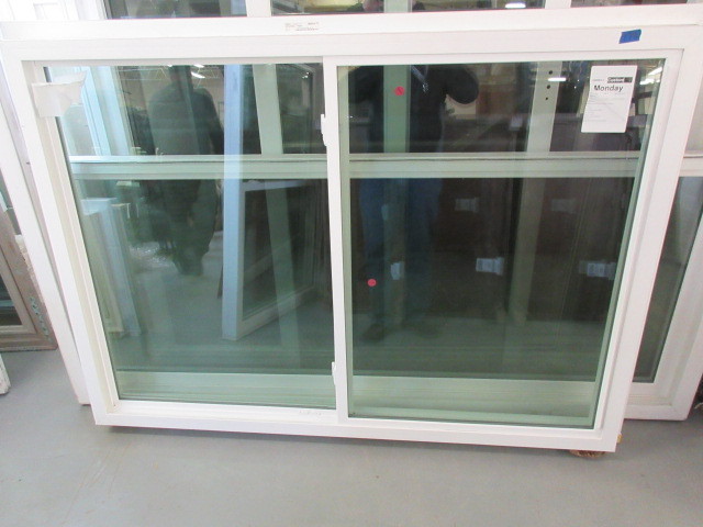 lot 178 image: NEW SINGLE SLIDER WINDOW