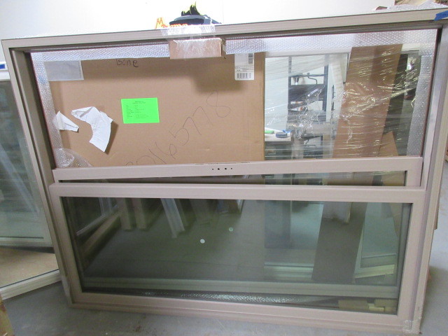 lot 215 image: NEW PATIO DOOR