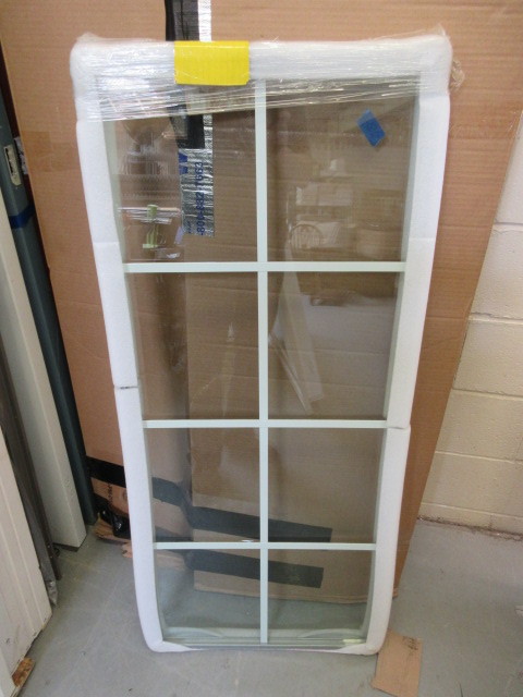 lot 204 image: NEW PICTURE WINDOW GLASS