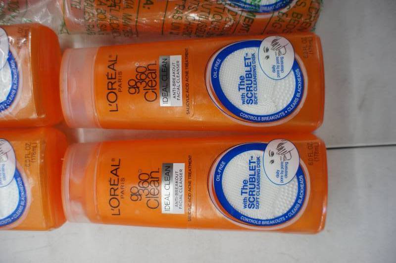 lot 53 image: Lot of 11 Loreal Paris go 360 clean