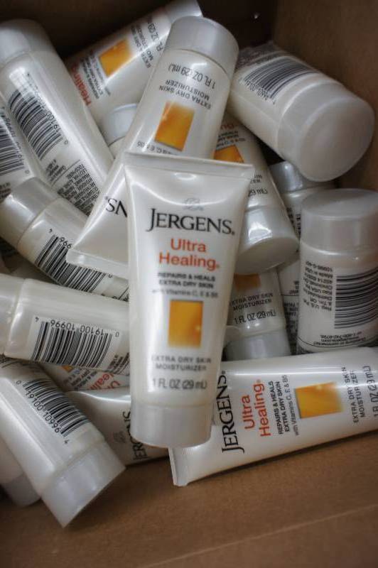 lot 59 image: Box of Jergens ultra healing moisturizer