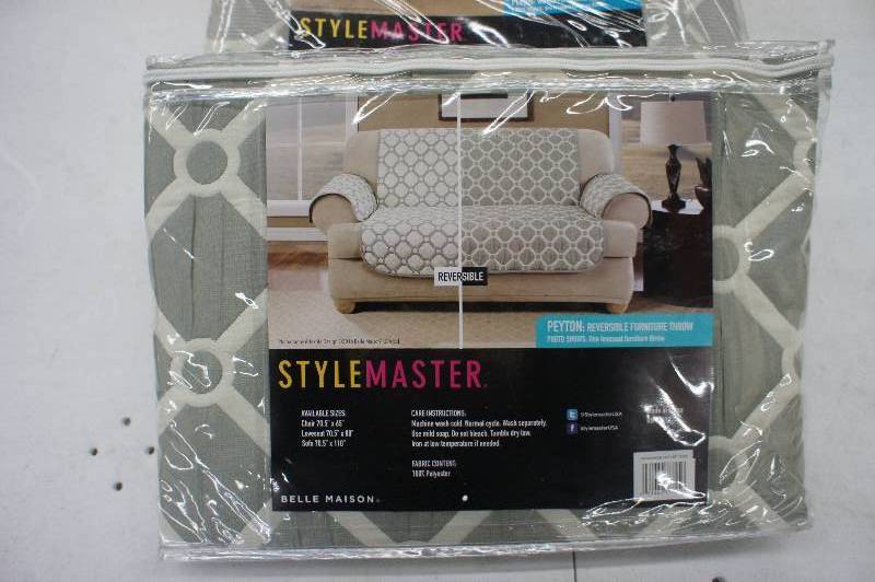 lot 79 image: lot of 2 furniture throws