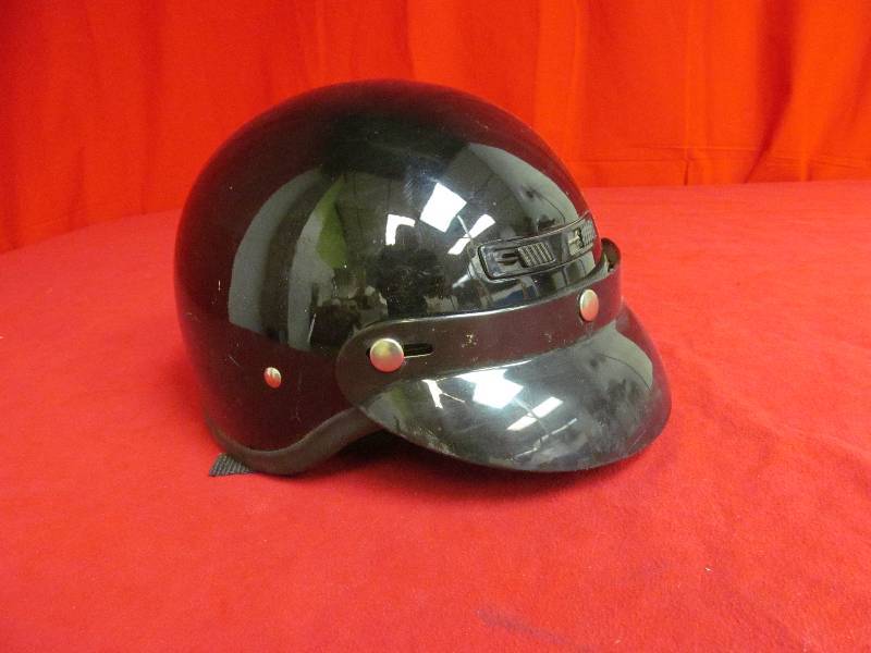Motorcycle helmet