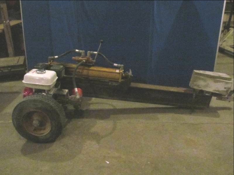 Hydraulic wood splitter