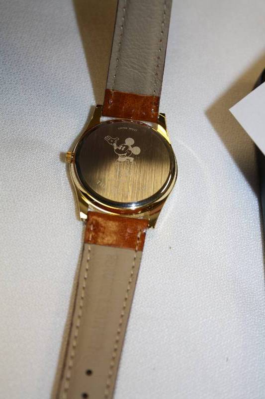 lot 44 image: Snow White Watch