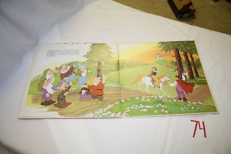 lot 74 image: Snow White Book, Snow White Record