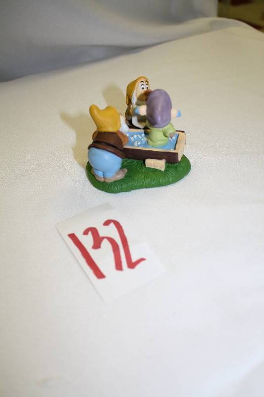 lot 132 image: Dwarf Figure
