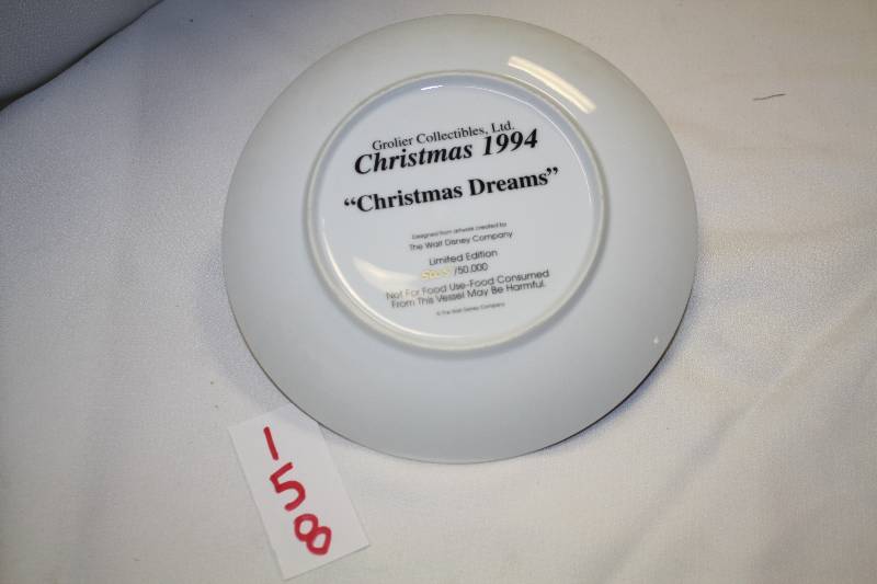 lot 158 image: Grolier Collectibles Christmas 1994 Plate Number 5005