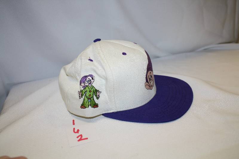 lot 162 image: Dopey Ball Cap