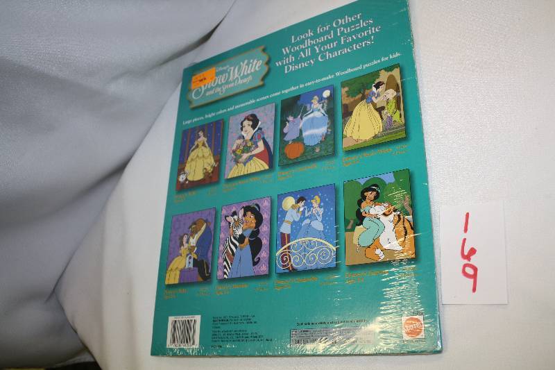 lot 169 image: Snow White Woodboard Puzzle 8 Pieces