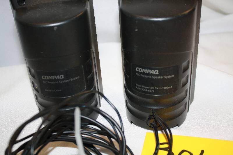 lot 306 image: Compaq Speakers