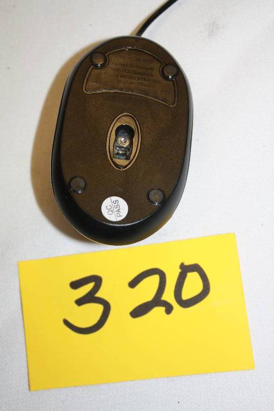 lot 320 image: Optical Mouse USB