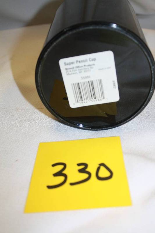 lot 330 image: Super Pencil Cup