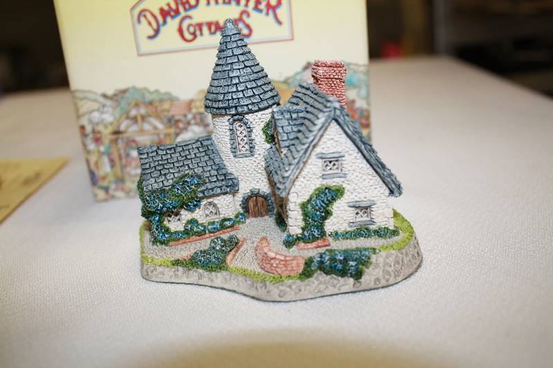 lot 256 image: David Winter The Vicarage