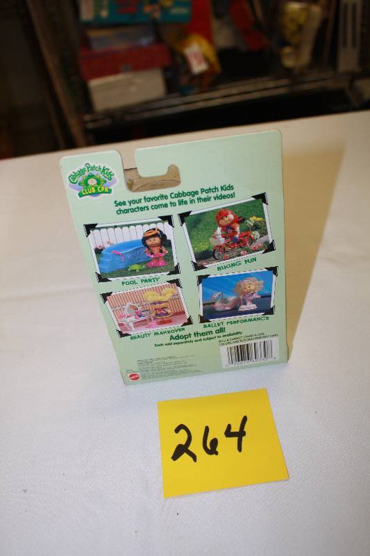 lot 264 image: Cabbage Patch Kids Beauty Makeover