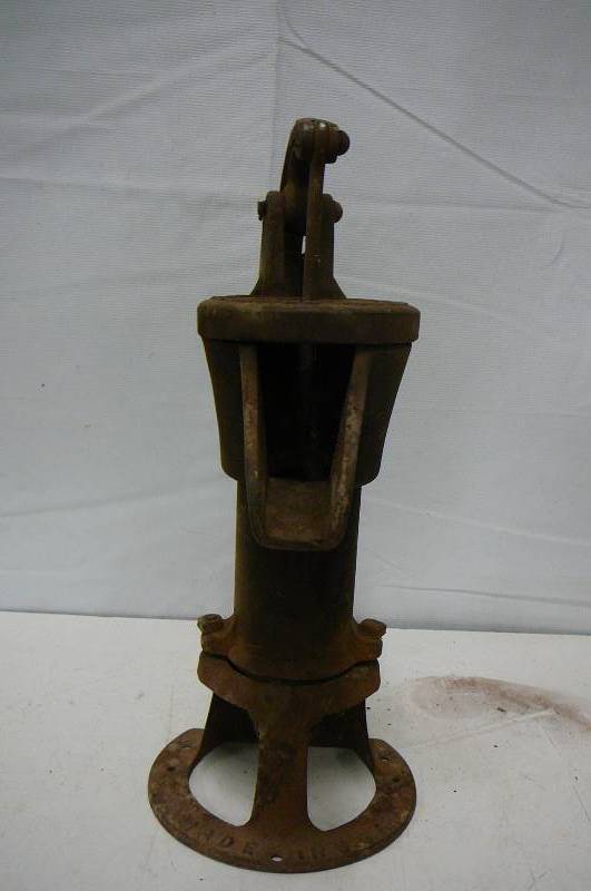 lot 12 image: Cistern Pump