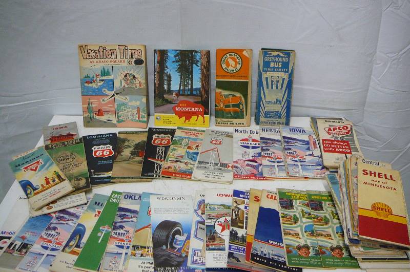 lot 44 image: Road Maps, 1941 Grey Hound Bus Timetables