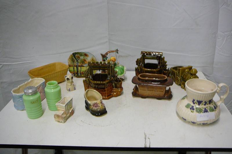 lot 63 image: Glass Ware