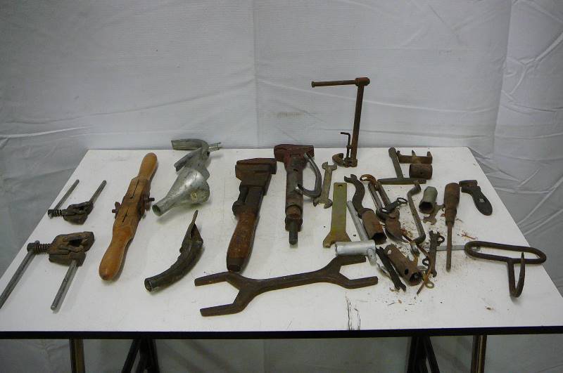 lot 68 image: Hand Tools