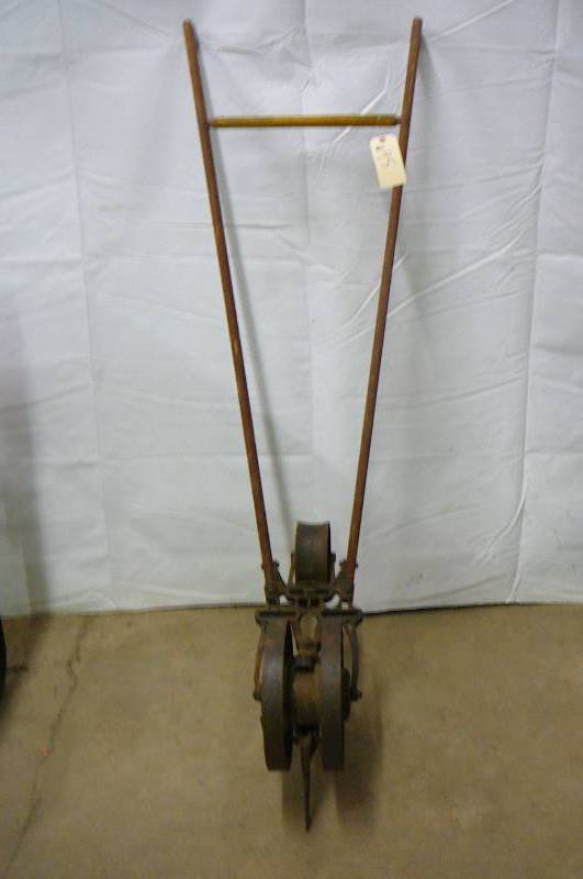 lot 95 image: Planter JR, Seeder