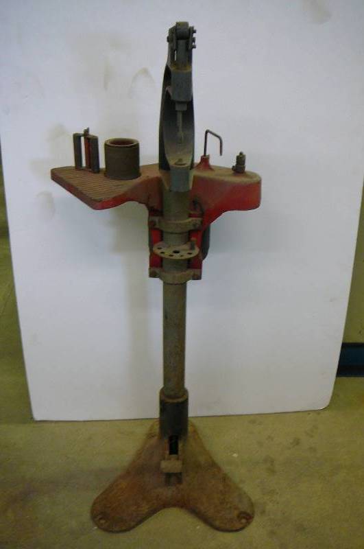 lot 102 image: Thermold