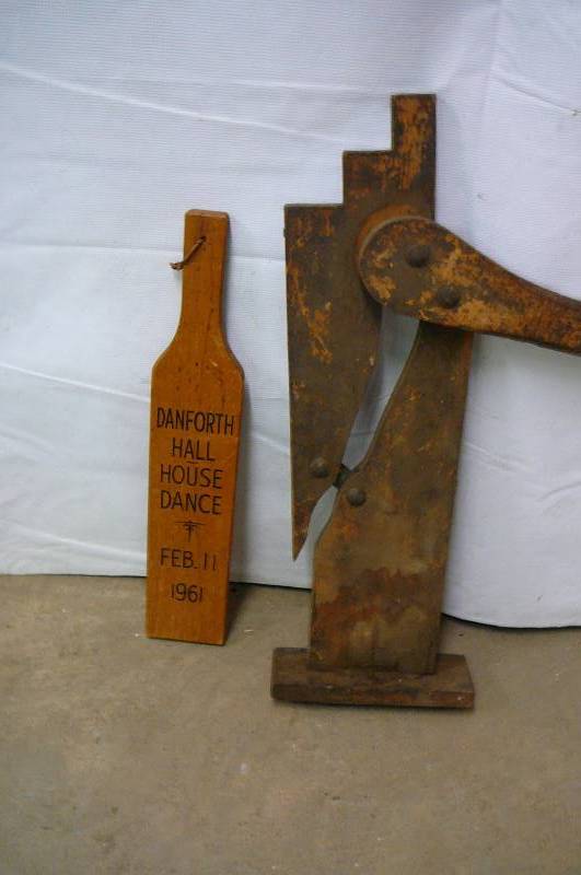 lot 76 image: Home Made Wood Rack