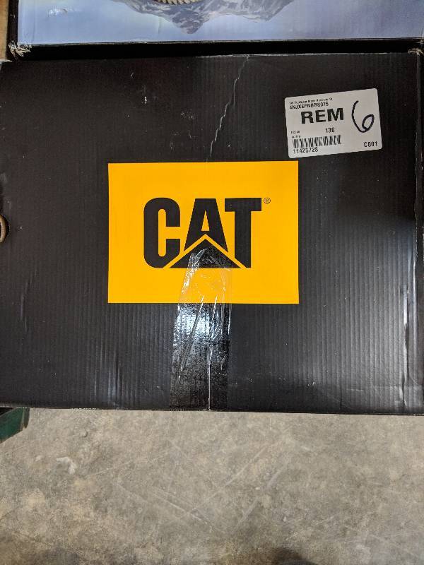 lot 6 image: CAT Footwear Men�s Revolver Steel-Toe Pull-On Work Boot - Wide Brown 7.5