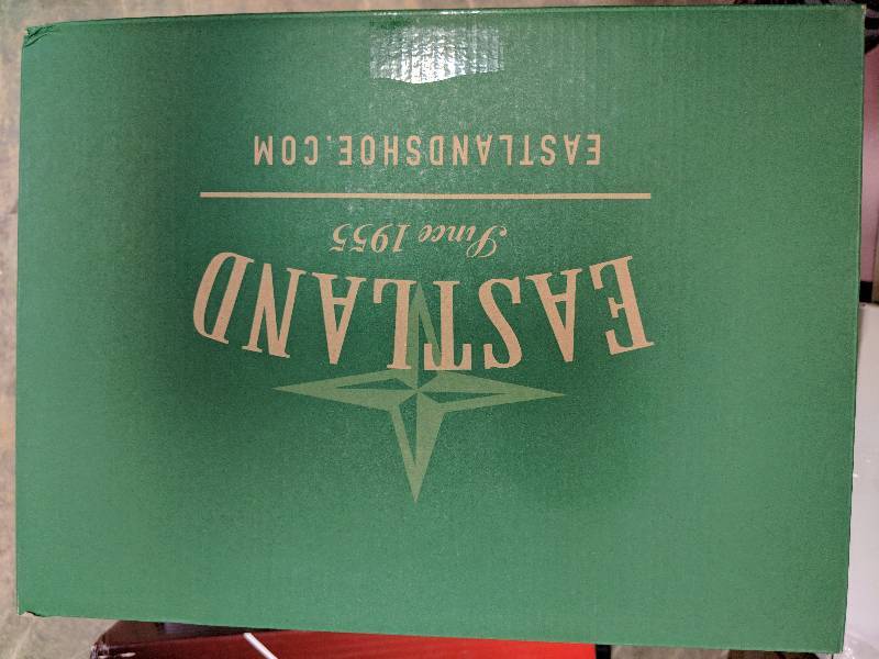 lot 38 image: Eastland Womens Plainview Oxford Shoe - Black 8.5