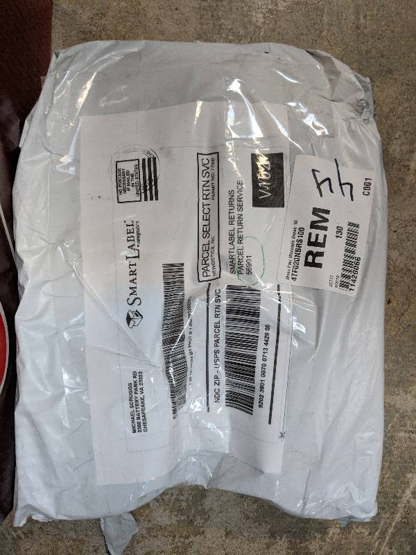 lot 44 image: Muk Luks Men�s Paul Moccasin Slipper - Brown 10